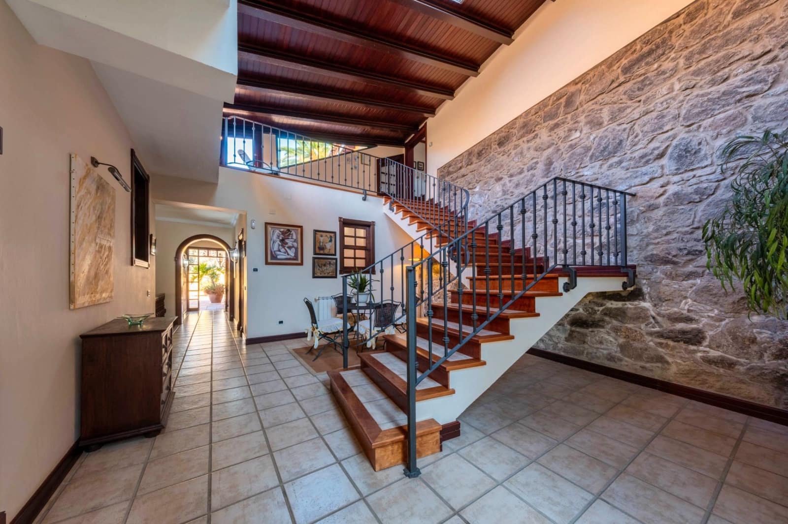 5 slaapkamer Villa te koop in Teror met garage - € 933.000 (Ref: 9410277)