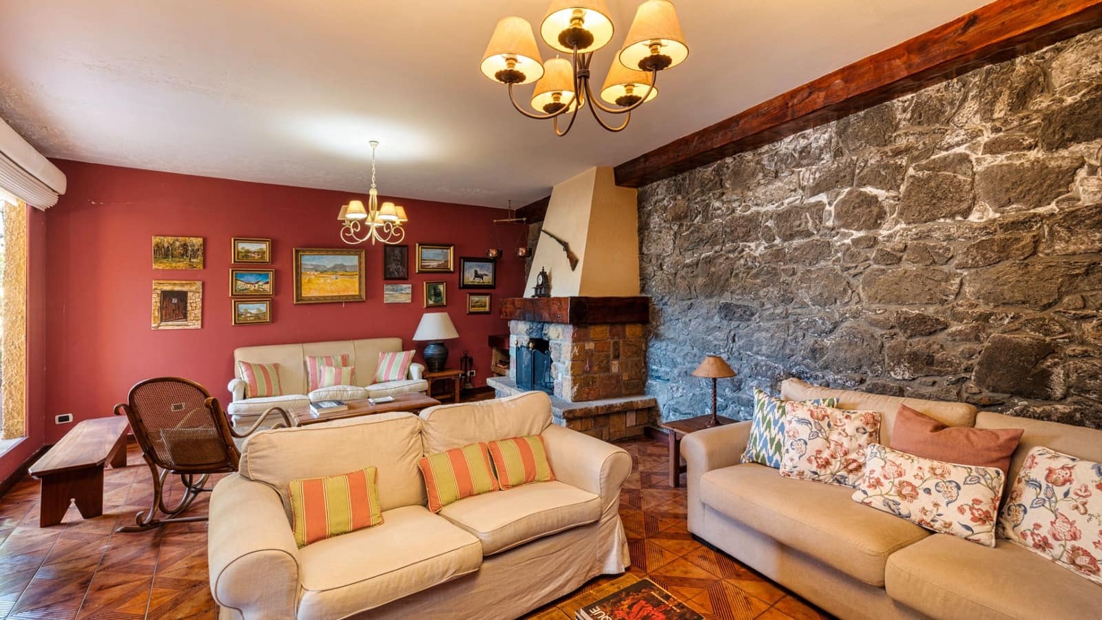 5 slaapkamer Villa te koop in Teror met garage - € 933.000 (Ref: 9410277)