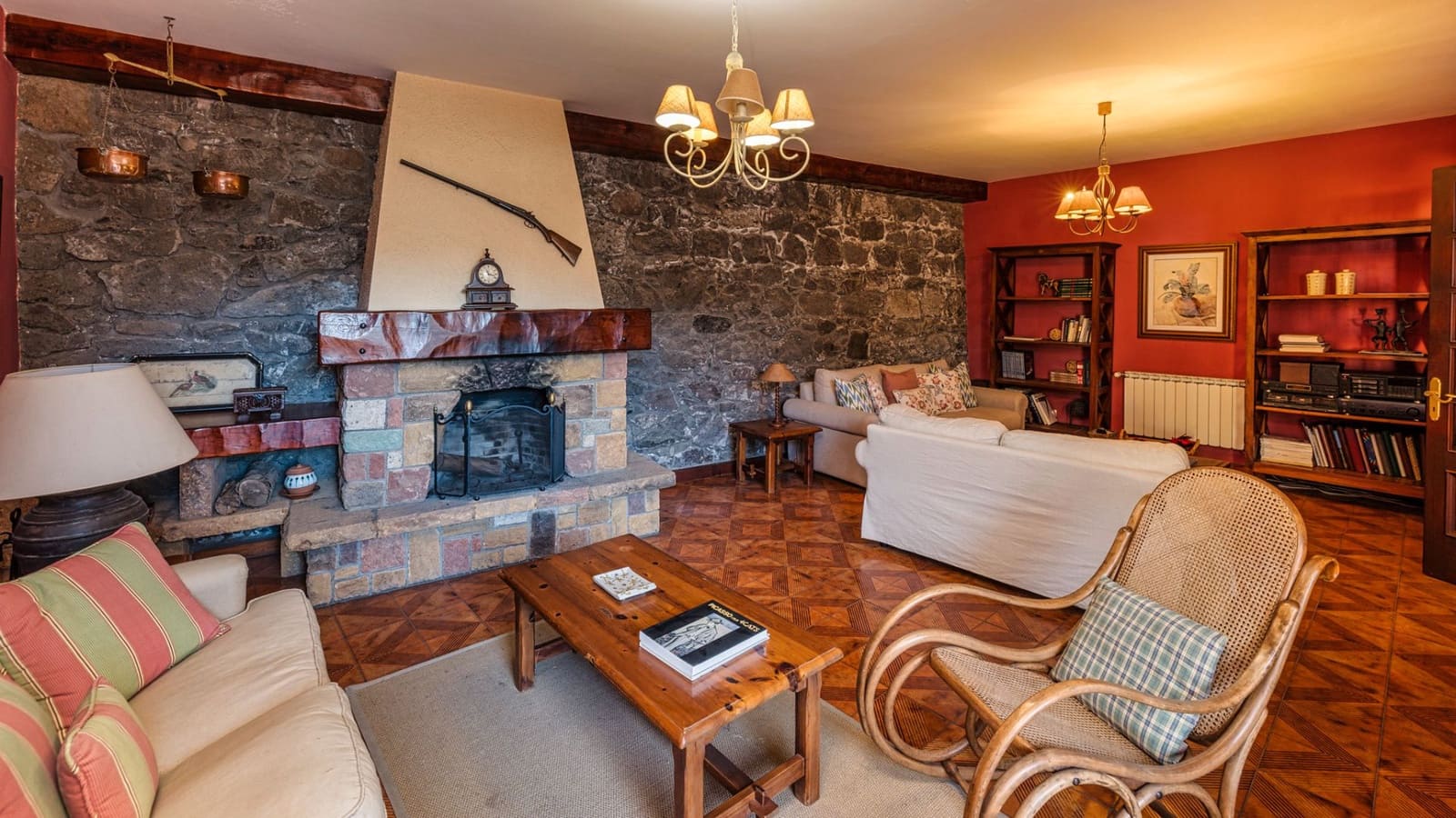 5 slaapkamer Villa te koop in Teror met garage - € 933.000 (Ref: 9410277)