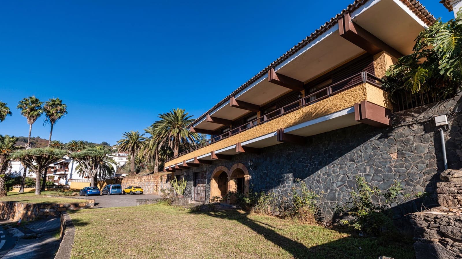 5 slaapkamer Villa te koop in Teror met garage - € 933.000 (Ref: 9410277)