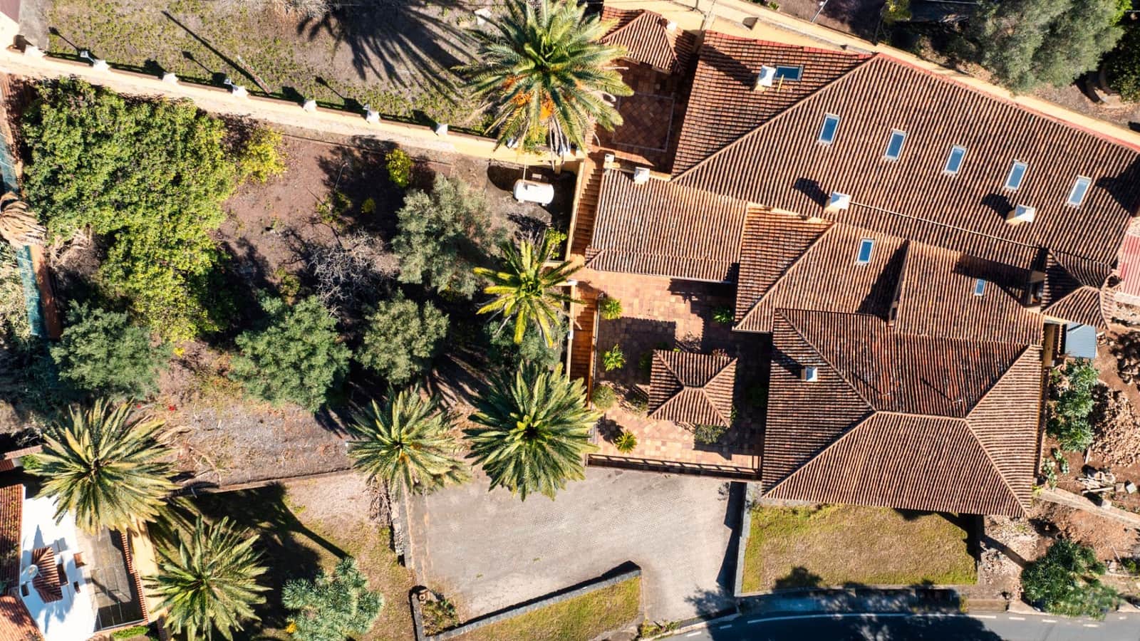 5 slaapkamer Villa te koop in Teror met garage - € 933.000 (Ref: 9410277)