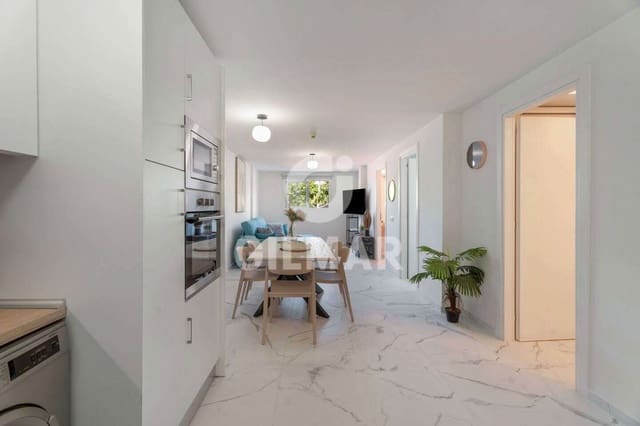 2 soveværelse Lejlighed til salg i Playa de las Americas, Arona med swimmingpool - € 290.000 (Ref: 9414959)