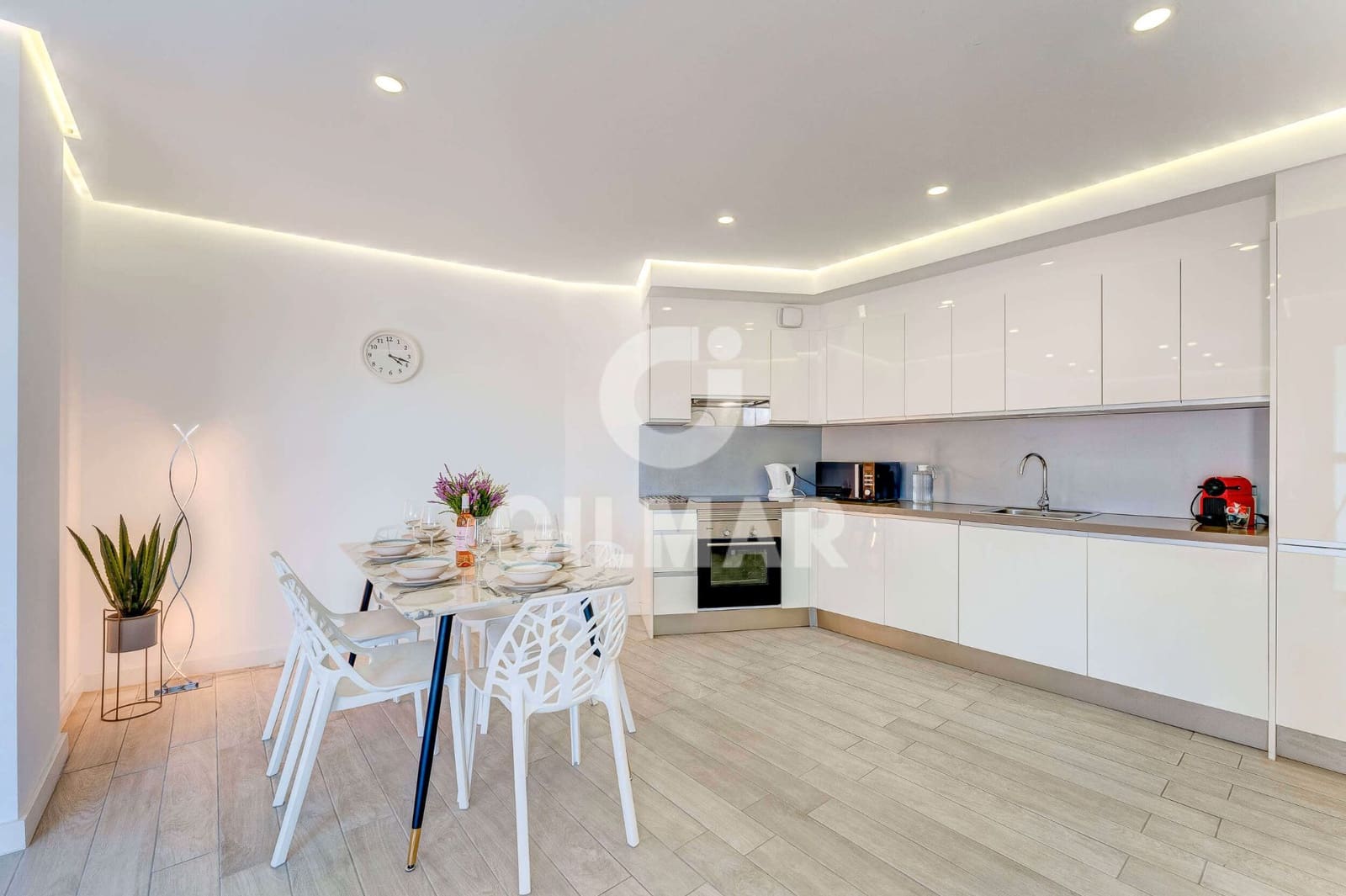 3 soverom Leilighet til salgs i Adeje med svømmebasseng garasje - € 690 000 (Ref: 9429025)