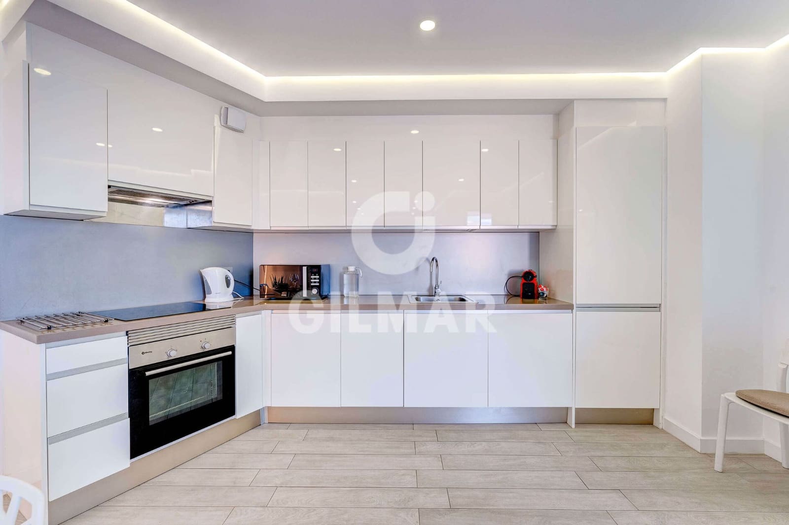 3 soverom Leilighet til salgs i Adeje med svømmebasseng garasje - € 690 000 (Ref: 9429025)