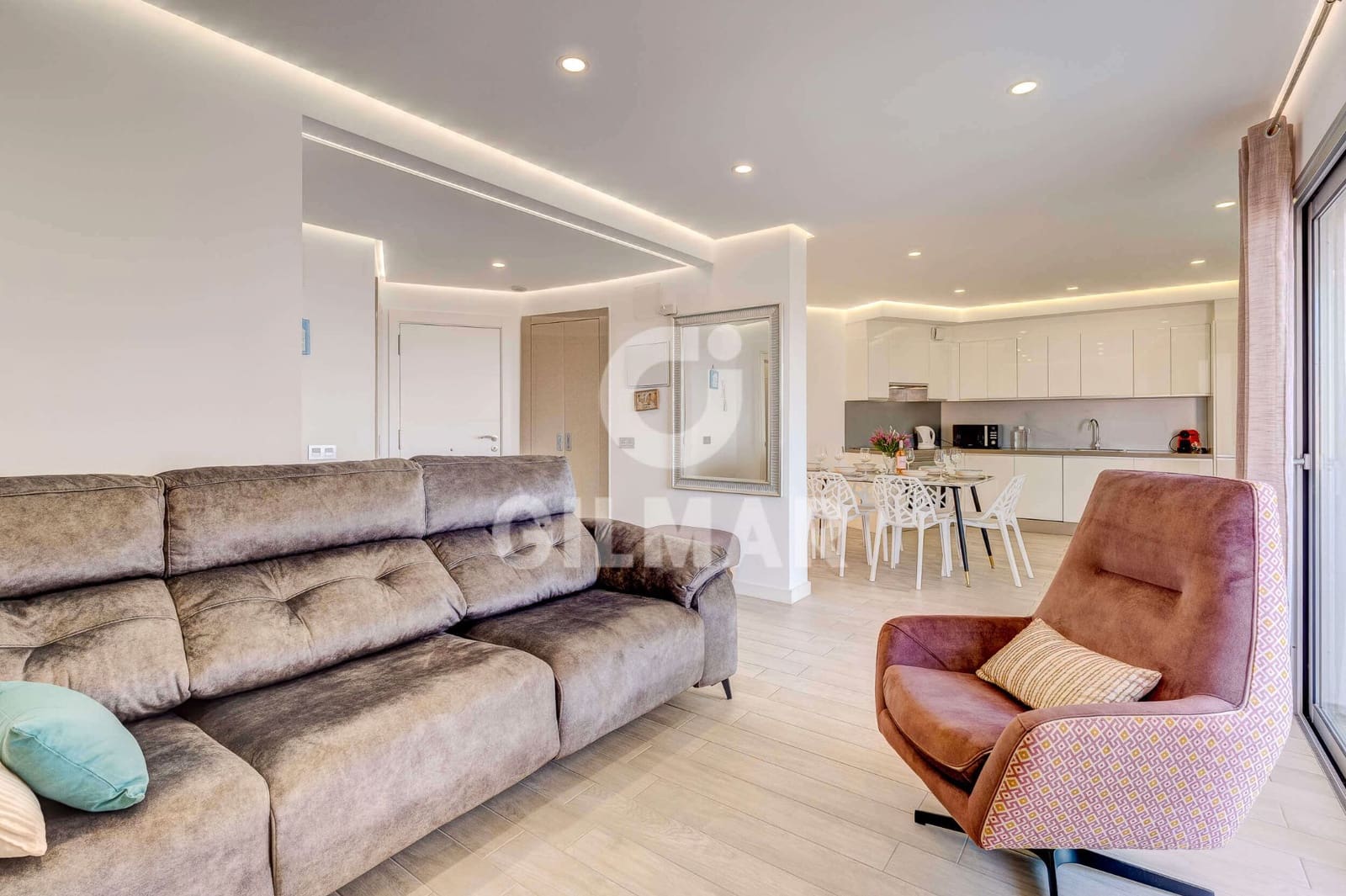 3 soverom Leilighet til salgs i Adeje med svømmebasseng garasje - € 690 000 (Ref: 9429025)