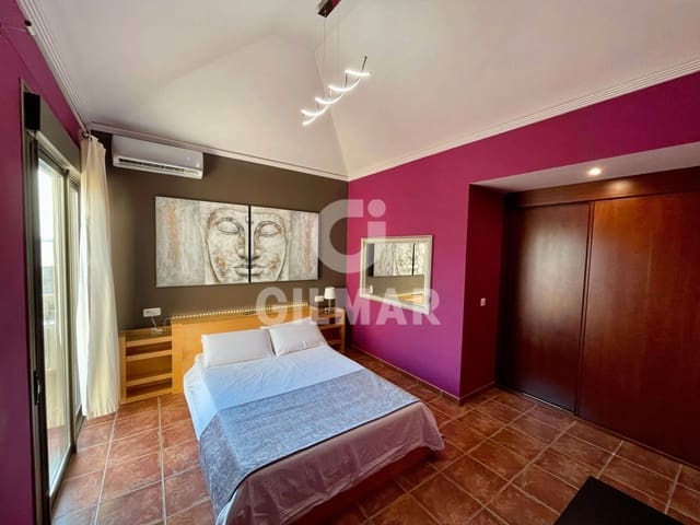 2 soverom Hus til salgs i Granadilla de Abona med svømmebasseng - € 589 000 (Ref: 9451521)