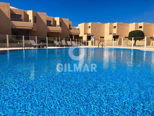 2 soverom Hus til salgs i Granadilla de Abona med svømmebasseng - € 589 000 (Ref: 9451521)