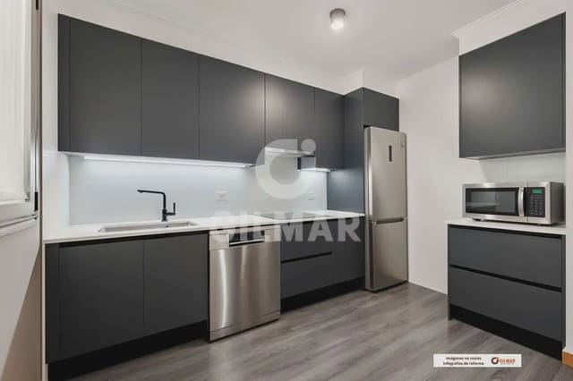 Casa de 2 habitaciones en Granadilla de Abona en venta con piscina - 577.000 € (Ref: 9451521)