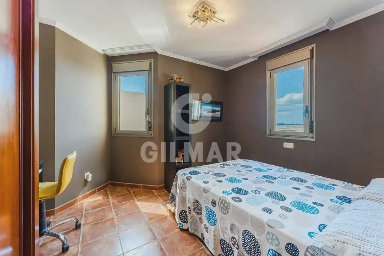 2 makuuhuone Omakotitalo myytävänä paikassa Granadilla de Abona mukana uima-altaan - 577 000 € (Ref: 9451521)