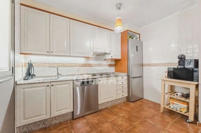 Casa de 2 habitaciones en Granadilla de Abona en venta con piscina - 577.000 € (Ref: 9451521)
