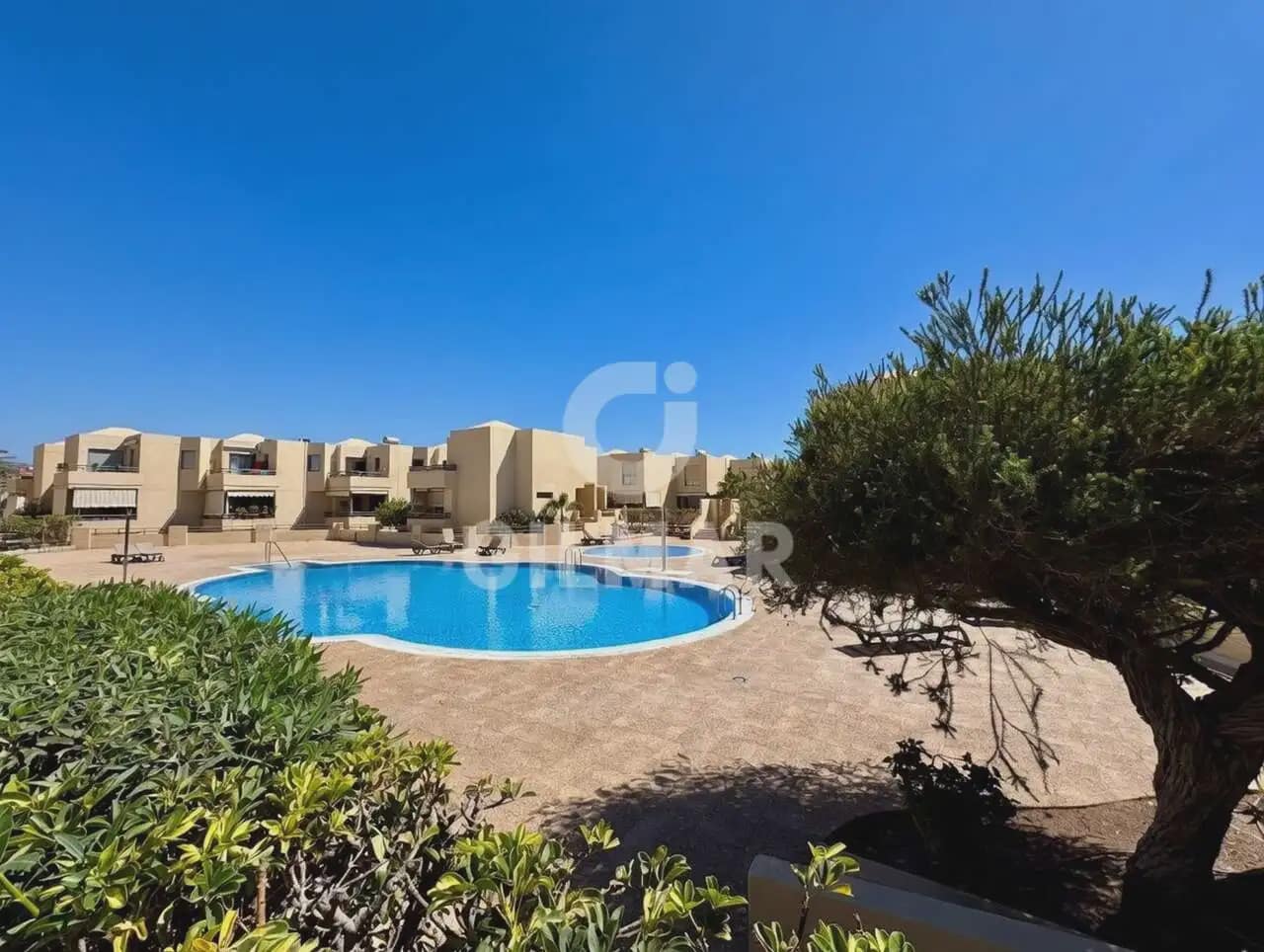 2 makuuhuone Omakotitalo myytävänä paikassa Granadilla de Abona mukana uima-altaan - 577 000 € (Ref: 9451521)