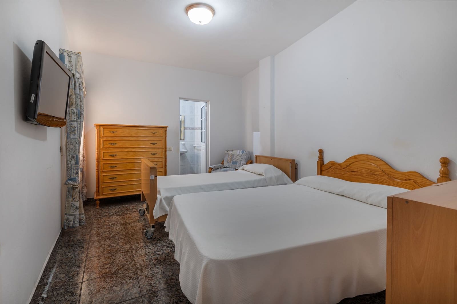 3 bedroom Semi-detached Villa for sale in Las Palmas de Gran Canaria with garage - € 370,000 (Ref: 9484081)