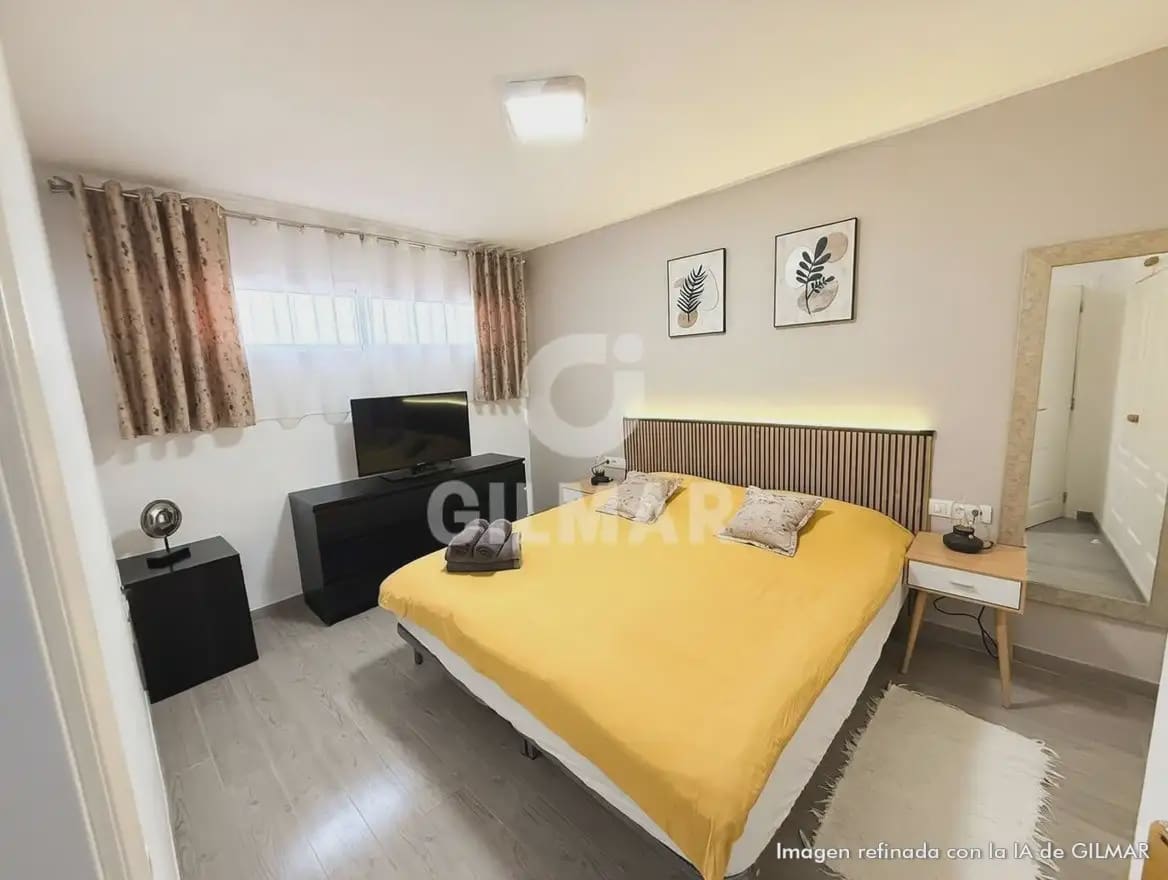 2 chambre Appartement à vendre à Adeje avec piscine garage - 379 000 € (Ref: 9523619)