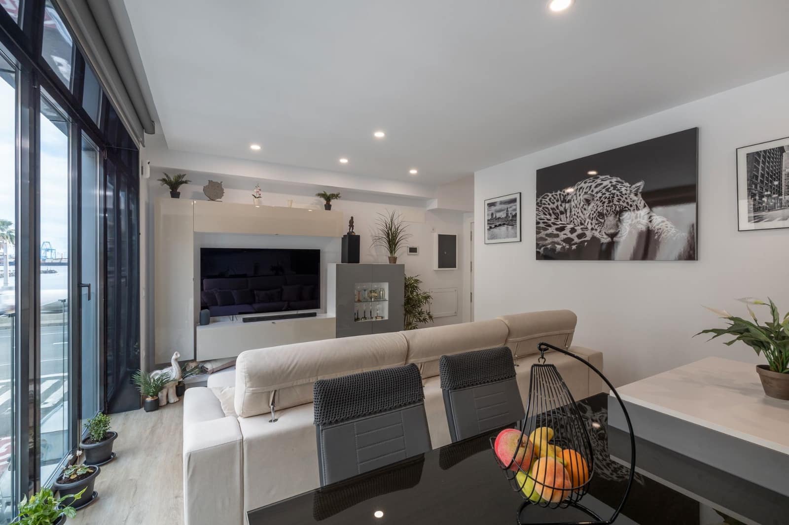 2 sovrum Lägenhet till salu i Las Palmas de Gran Canaria - 325 000 € (Ref: 9529055)