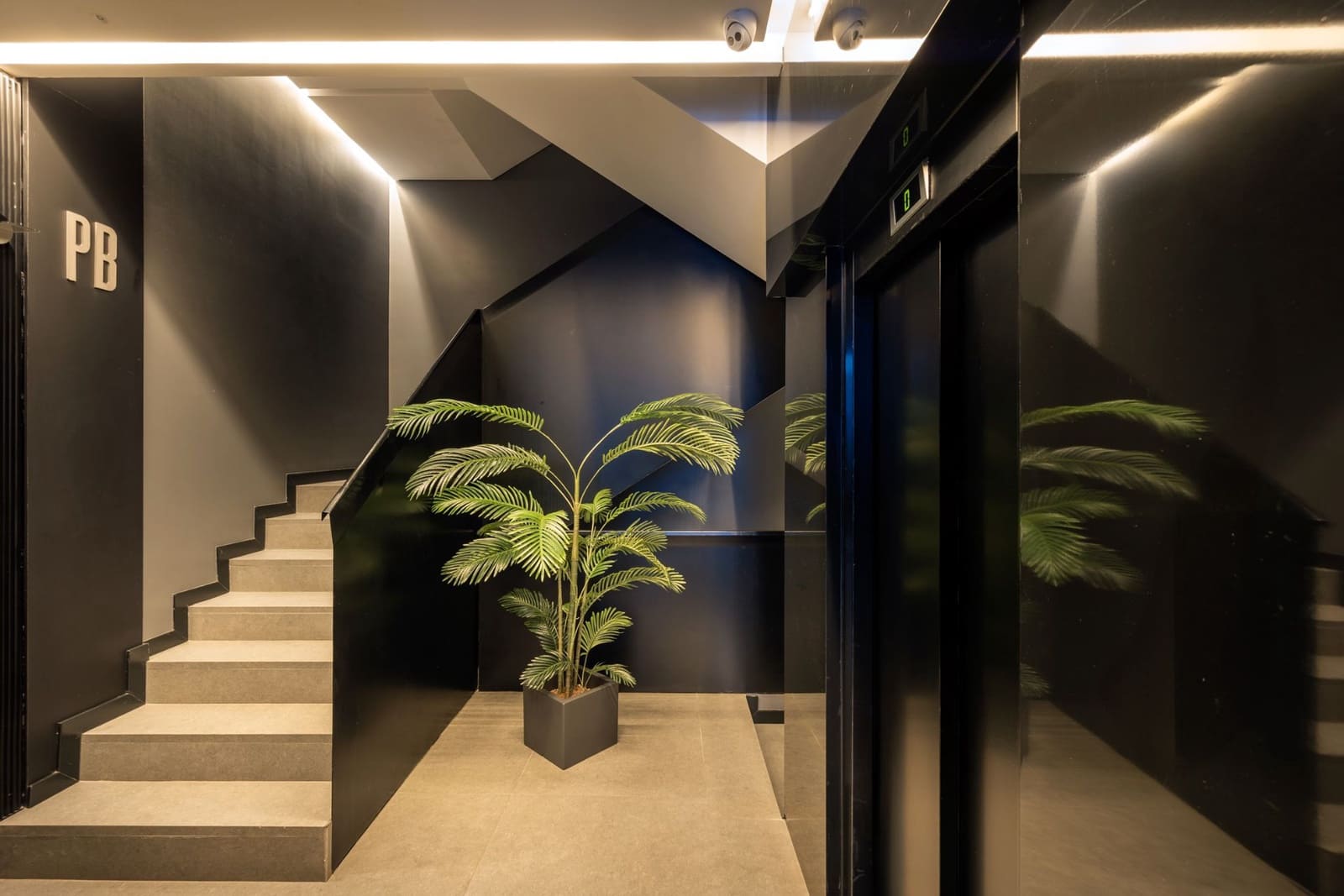 2 sovrum Lägenhet till salu i Las Palmas de Gran Canaria - 325 000 € (Ref: 9529055)