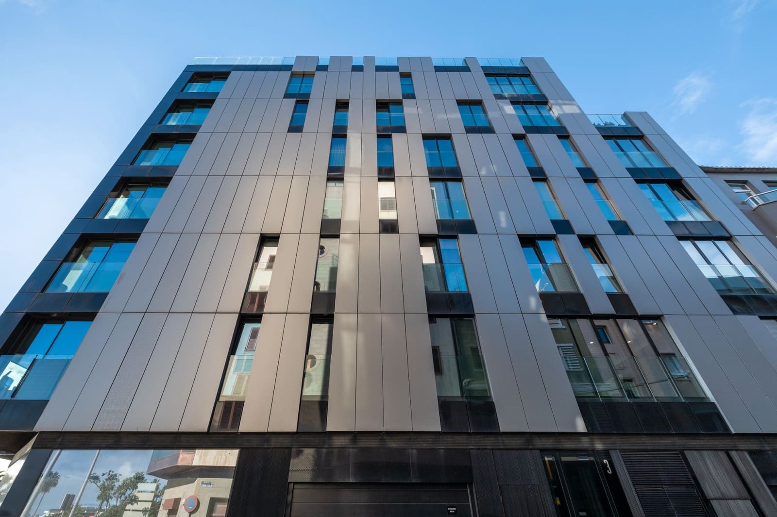 2 sovrum Lägenhet till salu i Las Palmas de Gran Canaria - 325 000 € (Ref: 9529055)