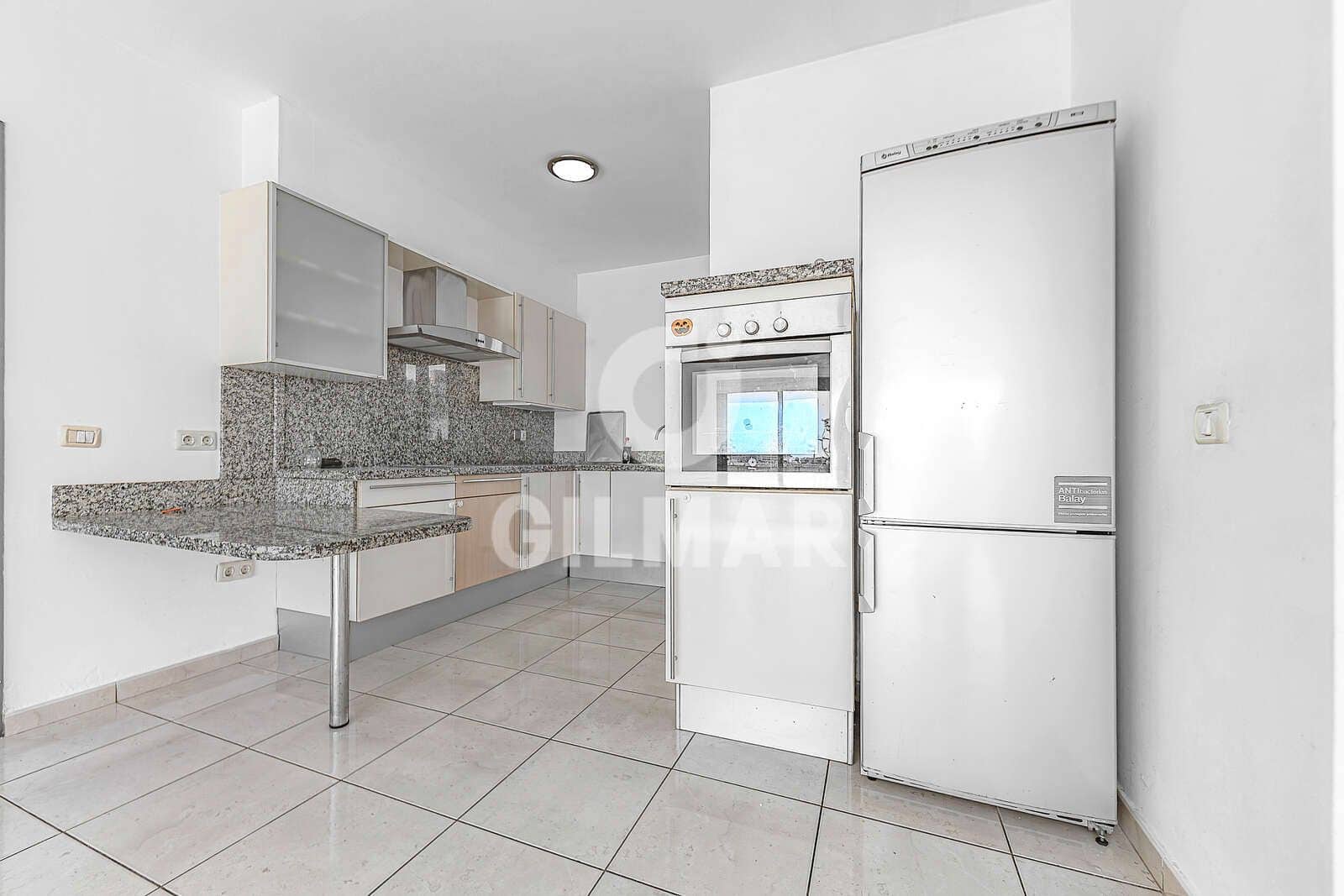 3 chambre Villa/Maison Semi-Mitoyenne à vendre à Adeje avec piscine - 940 000 € (Ref: 9532900)