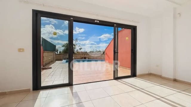 3 bedroom Semi-detached Villa for sale in Playa del Duque, Adeje with pool - € 940,000 (Ref: 9532900)