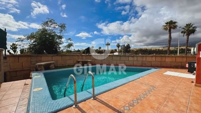 3 bedroom Semi-detached Villa for sale in Playa del Duque, Adeje with pool - € 940,000 (Ref: 9532900)