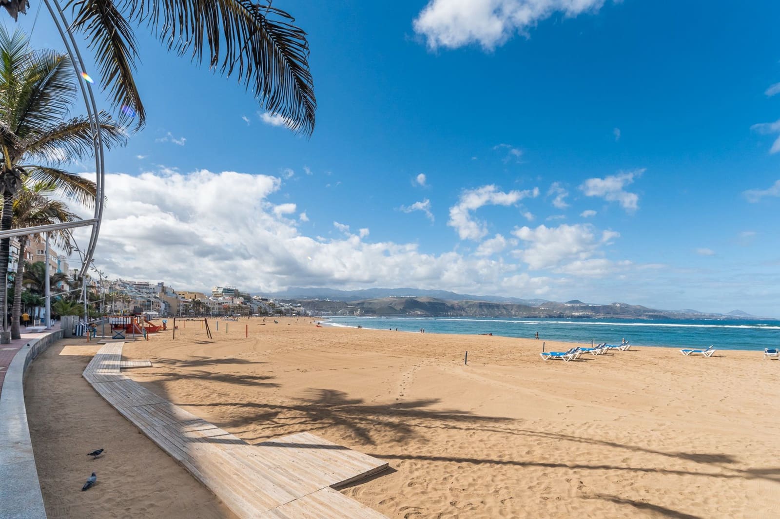 2 sovrum Lägenhet till salu i Las Palmas de Gran Canaria - 295 000 € (Ref: 9542773)