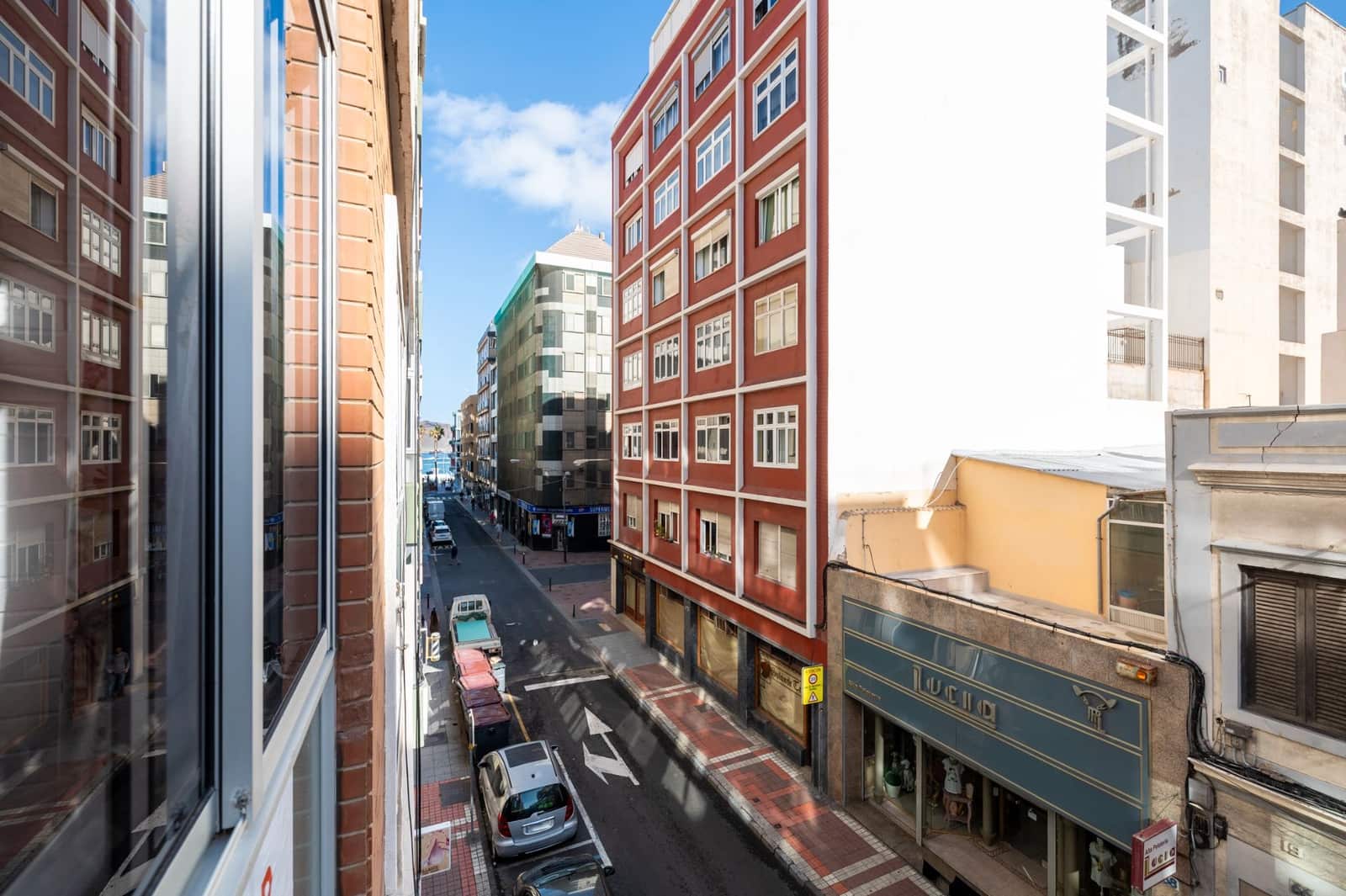 2 sovrum Lägenhet till salu i Las Palmas de Gran Canaria - 295 000 € (Ref: 9542773)