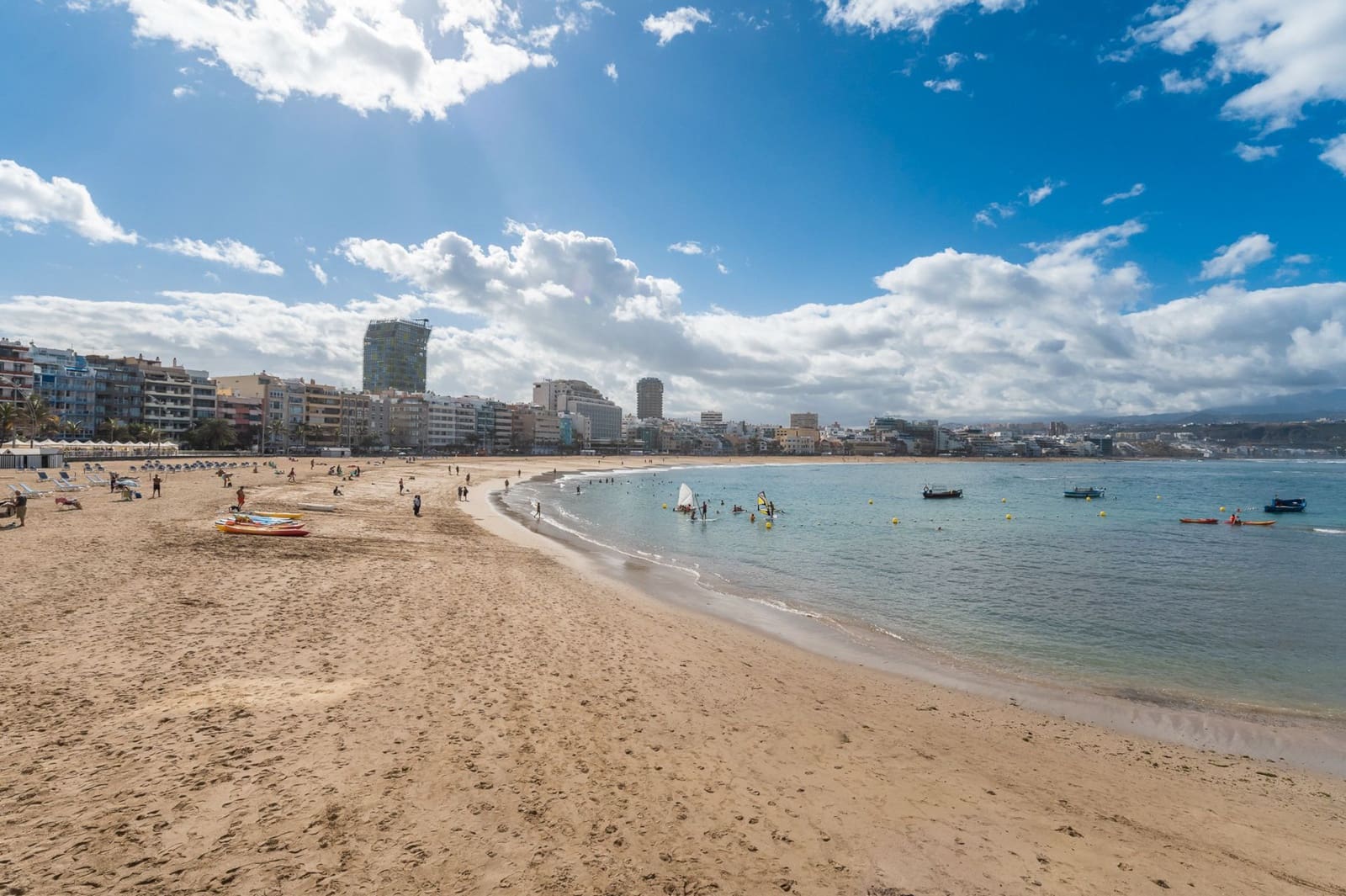 2 sovrum Lägenhet till salu i Las Palmas de Gran Canaria - 295 000 € (Ref: 9542773)