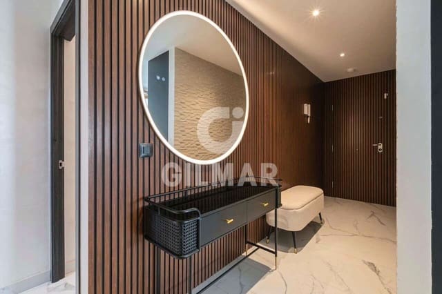 Chalet de 3 habitaciones en San Miguel de Abona en venta - 690.000 € (Ref: 9553045)