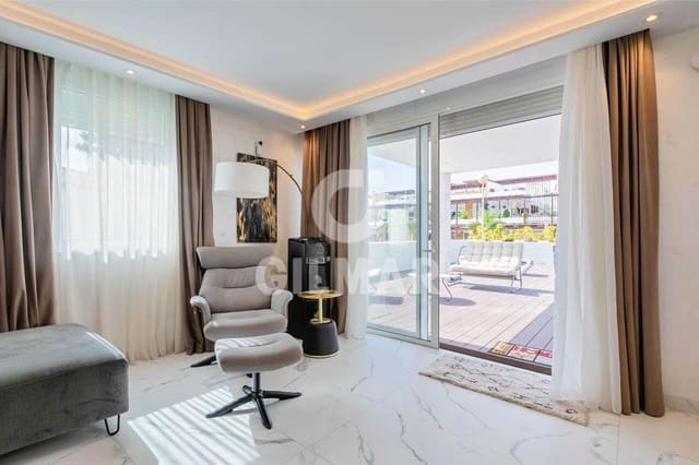 3 makuuhuone Huvila myytävänä paikassa San Miguel de Abona - 690 000 € (Ref: 9553045)