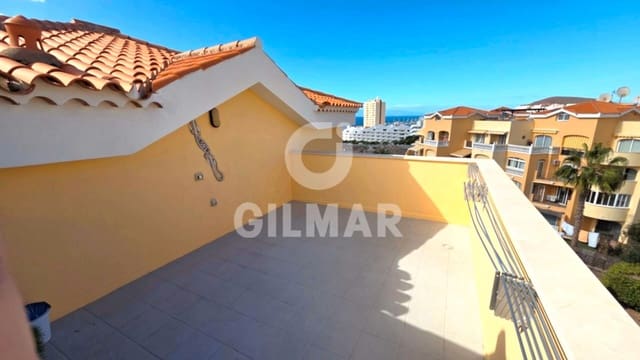 2 makuuhuone Kattohuoneisto myytävänä paikassa Los Cristianos, Arona - 390 000 € (Ref: 9593250)