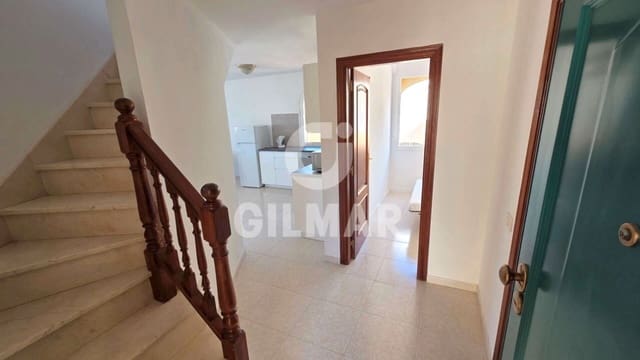 2 makuuhuone Kattohuoneisto myytävänä paikassa Los Cristianos, Arona - 390 000 € (Ref: 9593250)