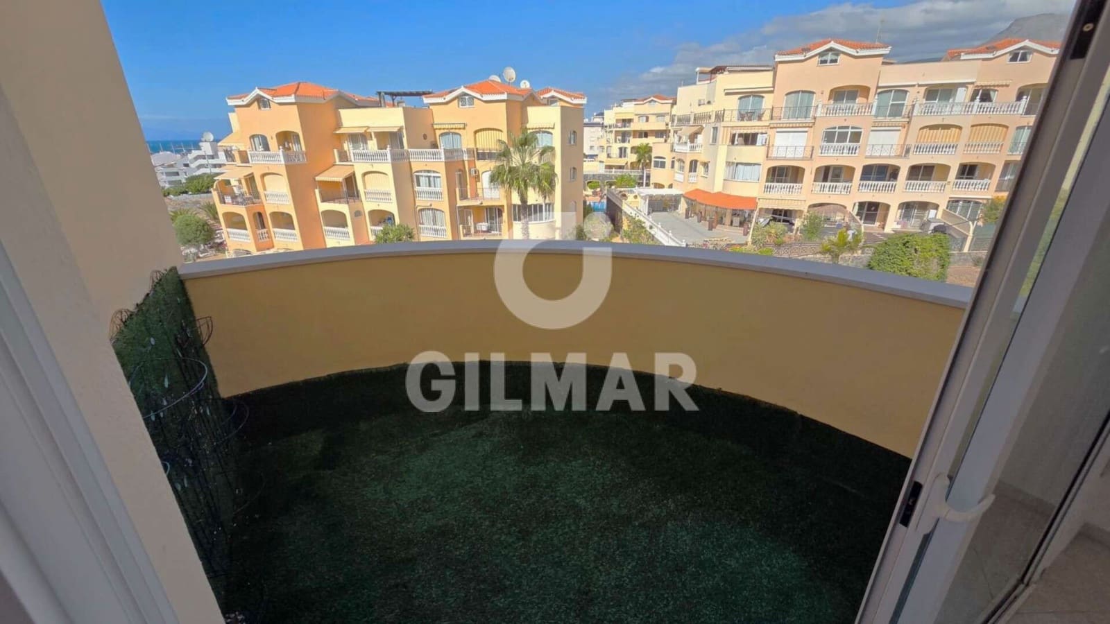 2 slaapkamer Penthouse te koop in Arona - € 390.000 (Ref: 9593250)