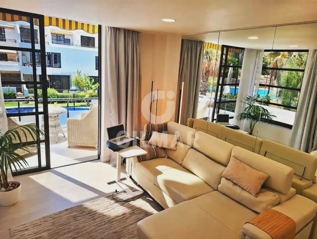 2 soverom Strandleiligheter til salgs i Playa de las Americas, Arona med svømmebasseng - € 479 000 (Ref: 9631843)