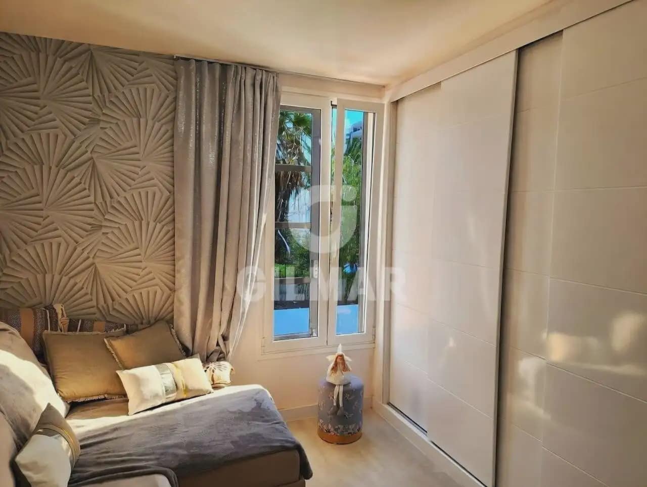 2 quarto Apartamento de Praia para venda em Playa de las Americas com piscina - 479 000 € (Ref: 9631843)