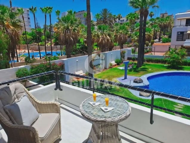 2 soverom Strandleiligheter til salgs i Playa de las Americas, Arona med svømmebasseng - € 479 000 (Ref: 9631843)