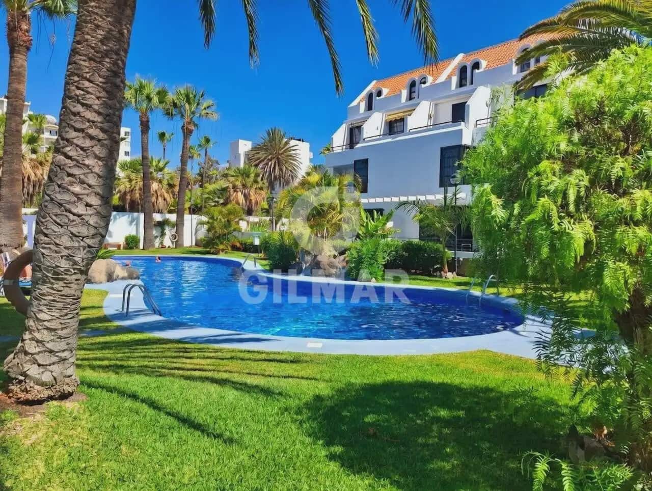 2 quarto Apartamento de Praia para venda em Playa de las Americas com piscina - 479 000 € (Ref: 9631843)