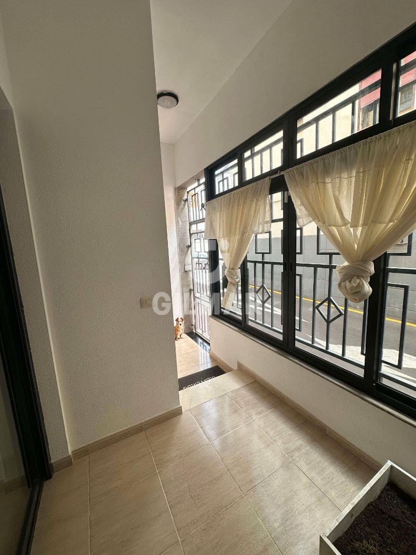 2 makuuhuone Huoneisto myytävänä paikassa Arona - 239 000 € (Ref: 9642465)