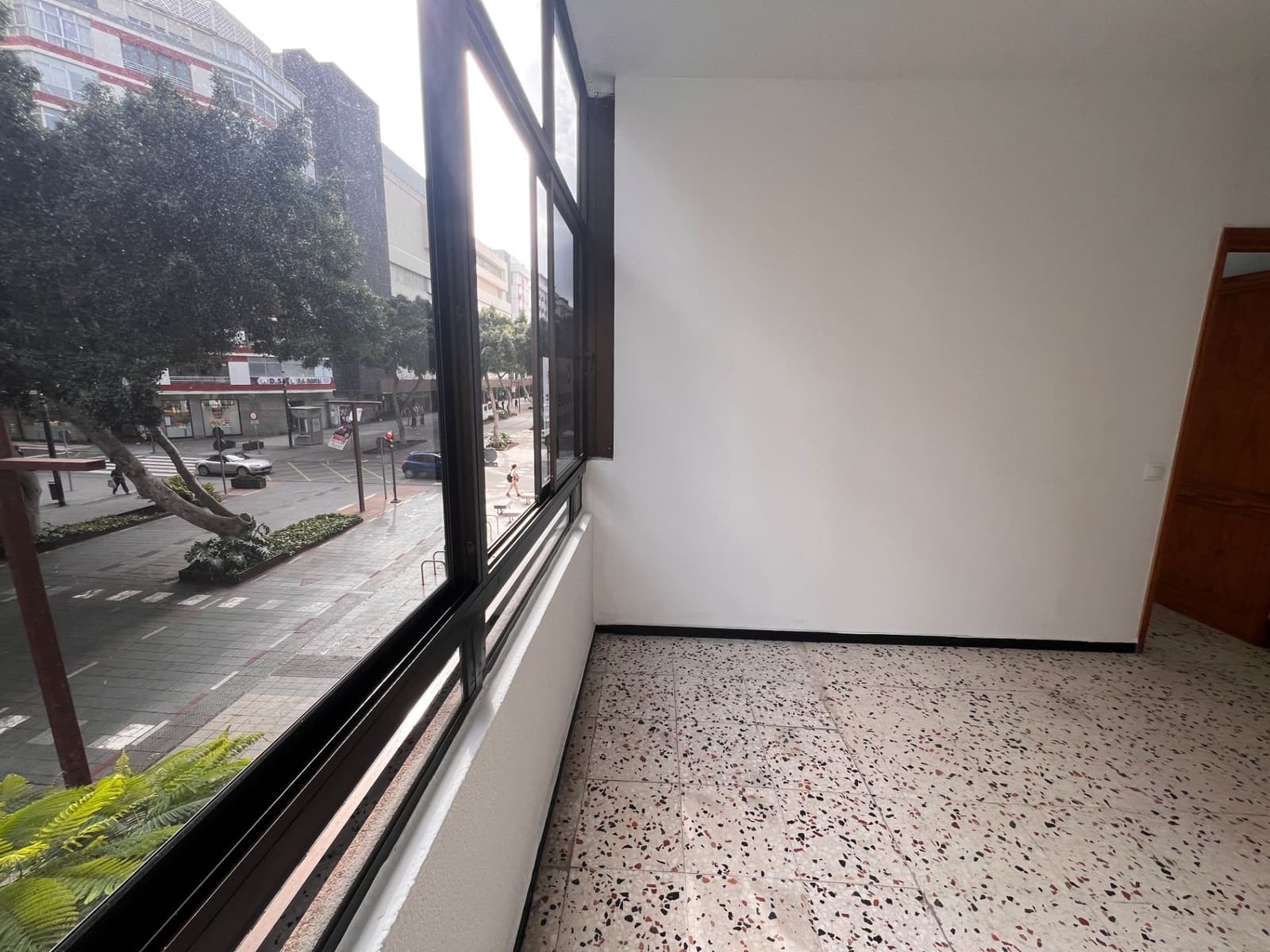 3 bedroom Flat for sale in Las Palmas de Gran Canaria - € 438,000 (Ref: 9669204)