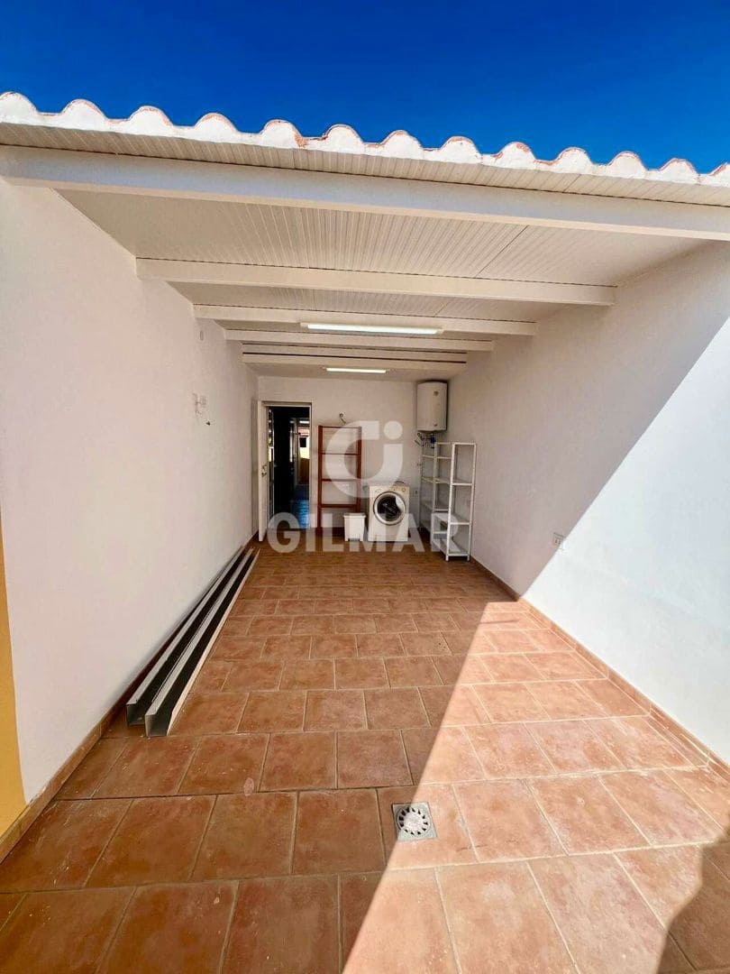 3 slaapkamer Appartement te koop in Arona met garage - € 290.000 (Ref: 9679296)