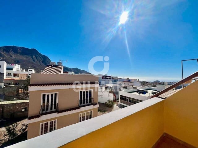 3 slaapkamer Appartement te koop in Valle de San Lorenzo, Arona met garage - € 290.000 (Ref: 9679296)