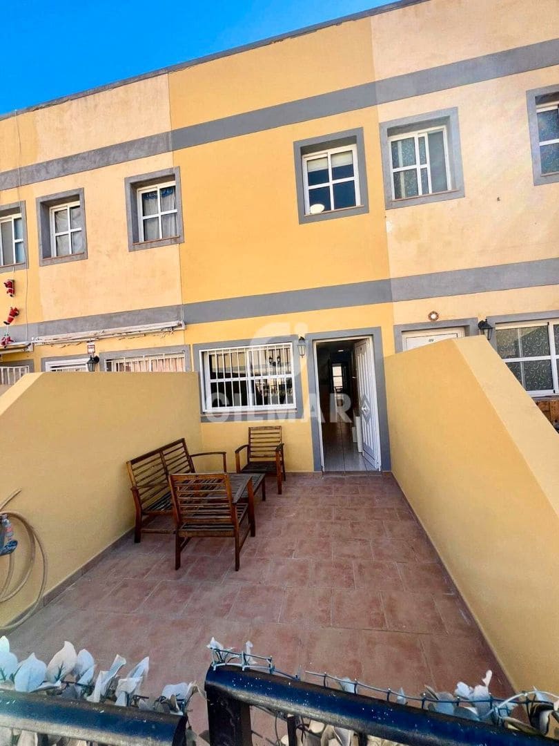 3 slaapkamer Appartement te koop in Arona met garage - € 290.000 (Ref: 9679296)