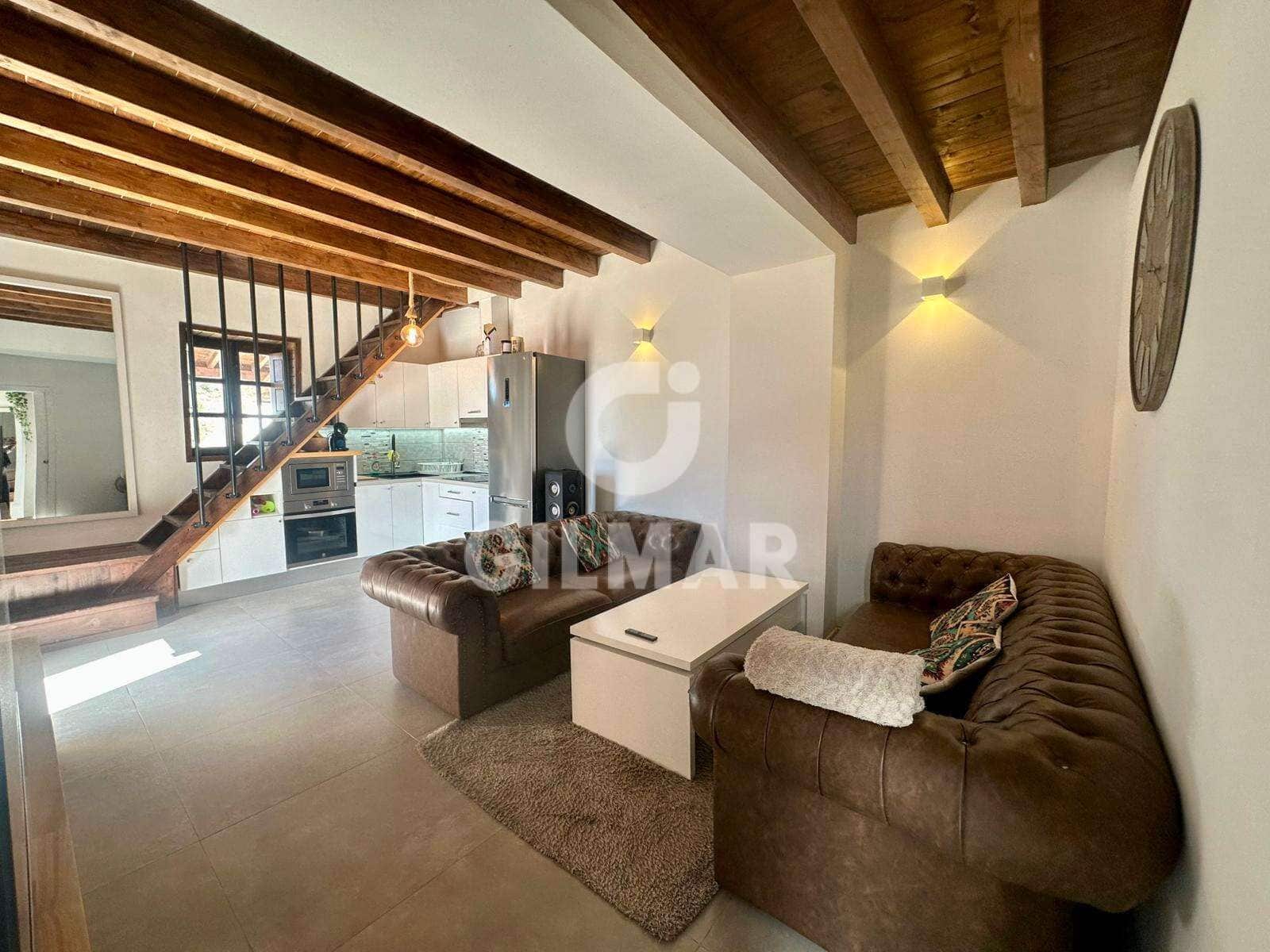 2 soveværelse Villa til salg i Guia de Isora med swimmingpool - € 695.000 (Ref: 9691658)