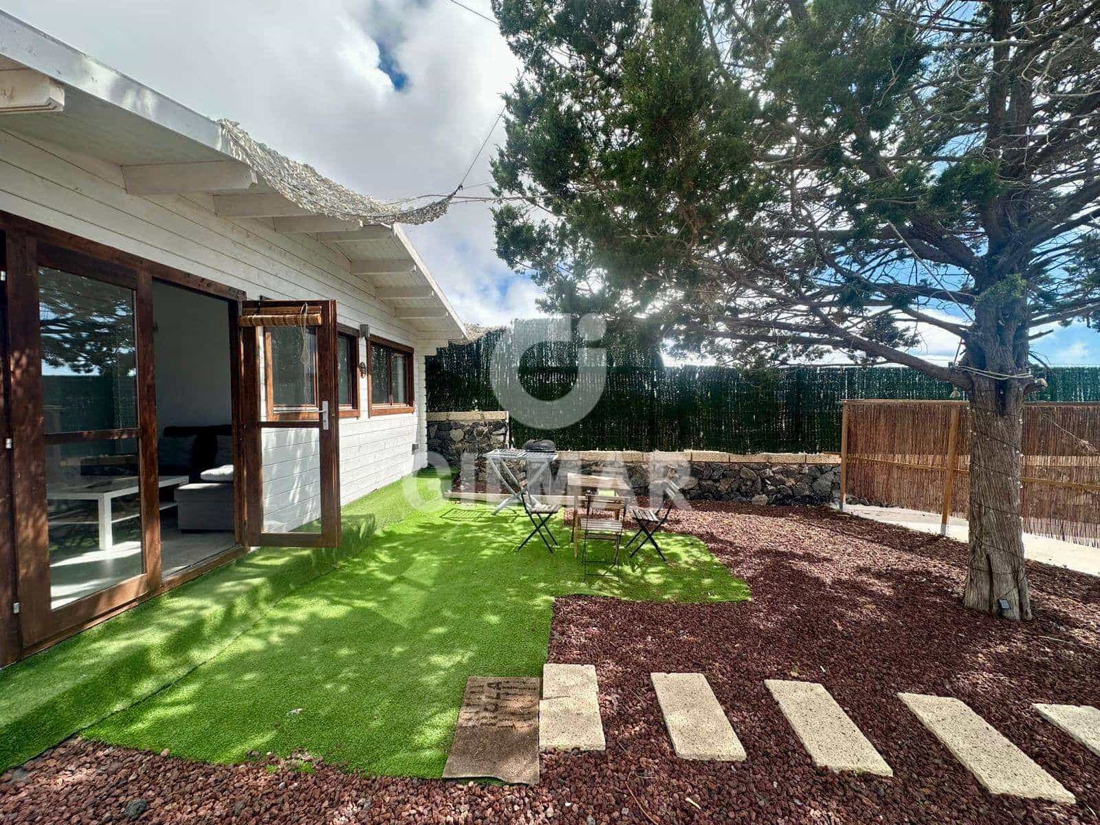 2 soveværelse Villa til salg i Guia de Isora med swimmingpool - € 695.000 (Ref: 9691658)