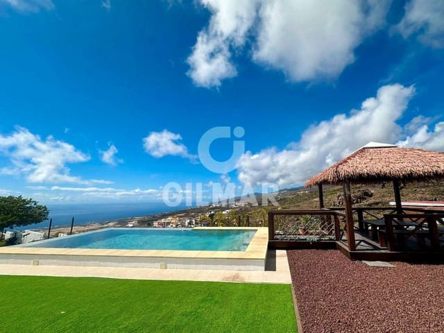 2 soveværelse Villa til salg i Guía de Isora med swimmingpool - € 695.000 (Ref: 9691658)