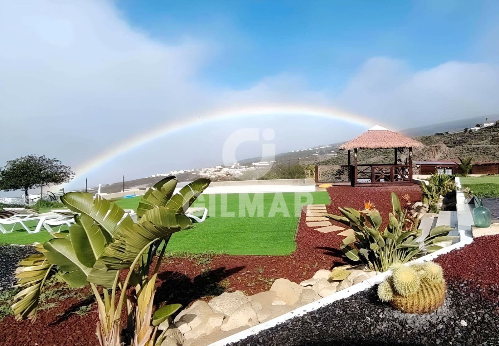 2 soveværelse Villa til salg i Guia de Isora med swimmingpool - € 695.000 (Ref: 9691658)