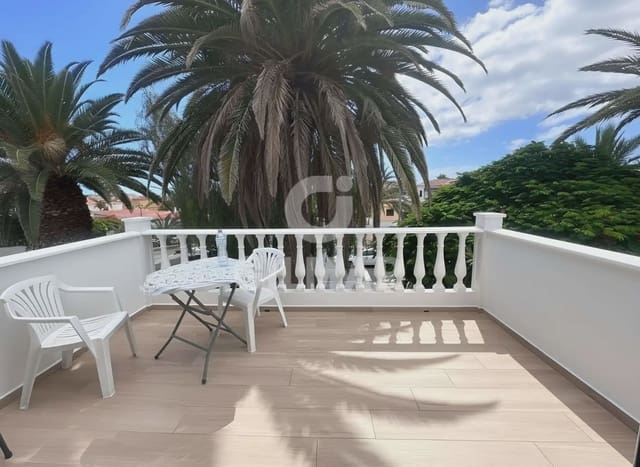 4 soverom Leilighet til salgs i Costa del Silencio, Arona med svømmebasseng - € 420 000 (Ref: 9752539)