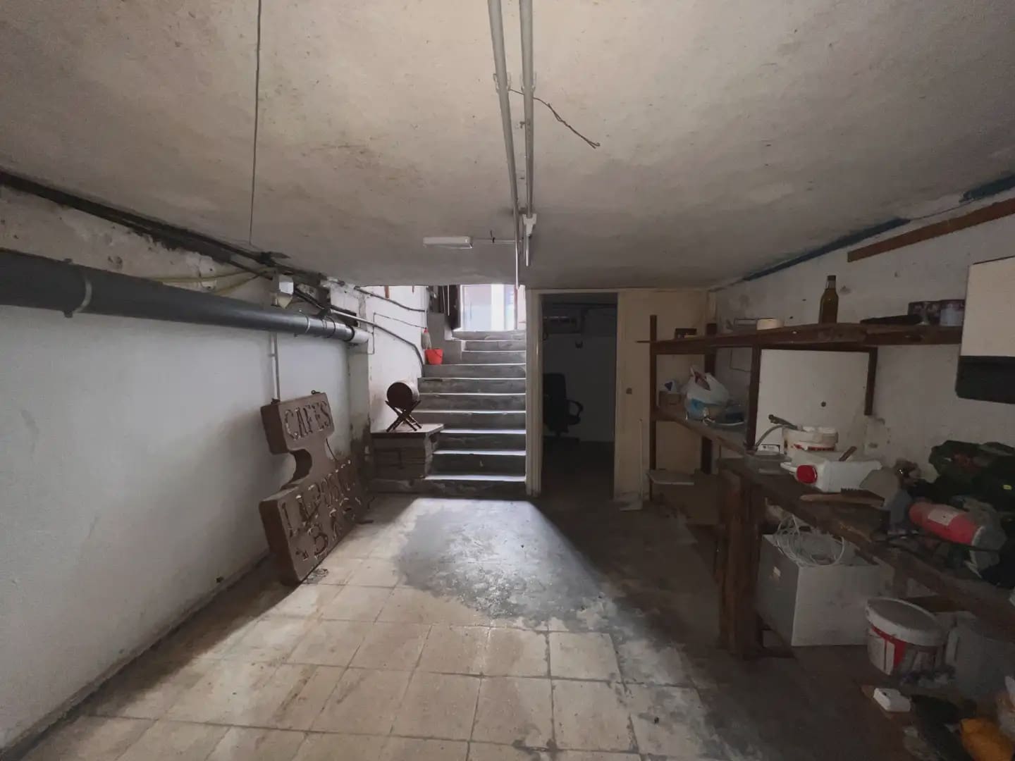 Erhverv til salg i Las Palmas de Gran Canaria - € 238.000 (Ref: 9782497)