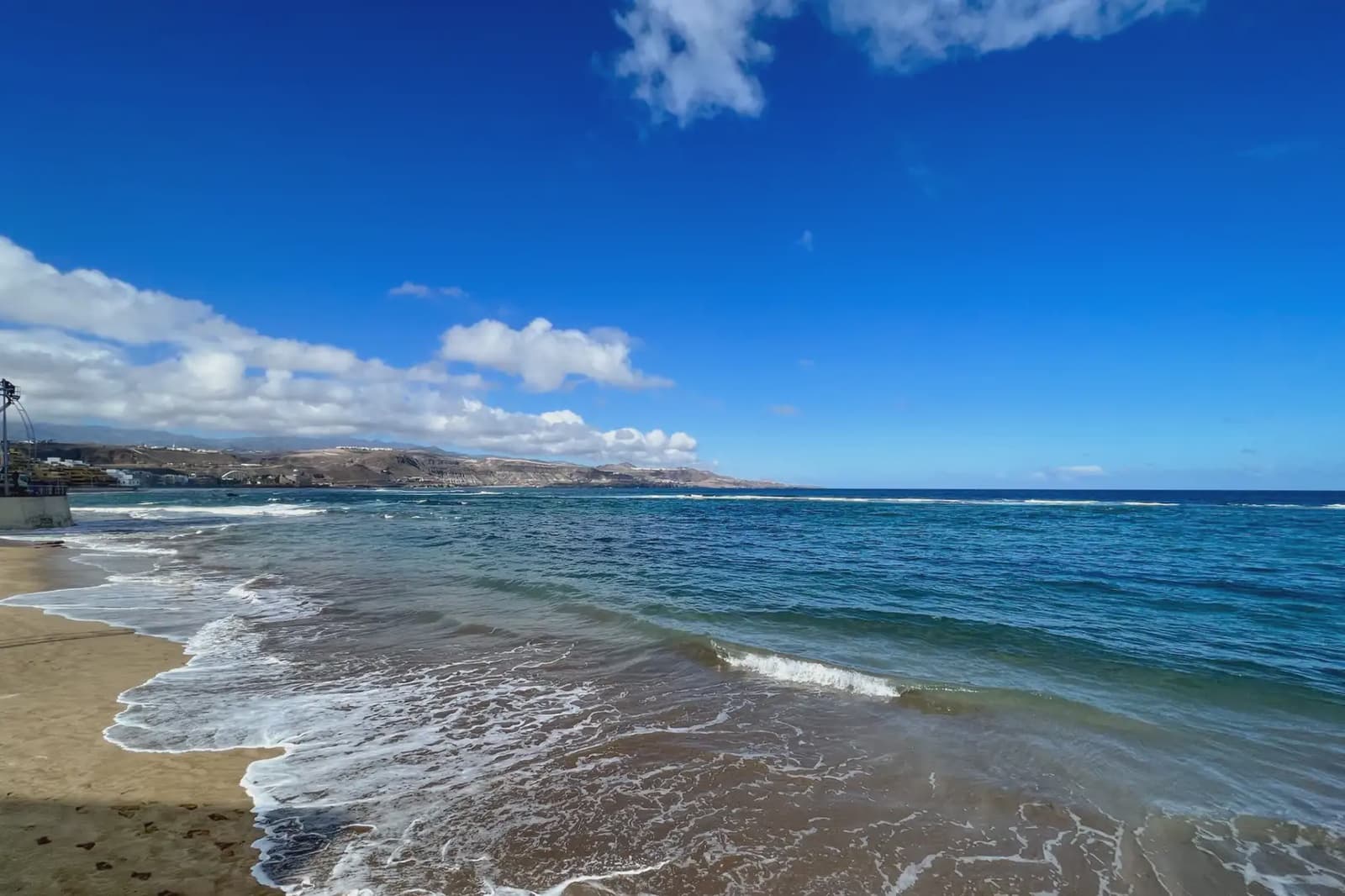 Erhverv til salg i Las Palmas de Gran Canaria - € 238.000 (Ref: 9782497)