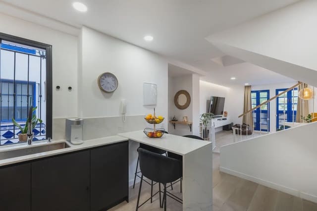 4 makuuhuone Omakotitalo myytävänä paikassa San Lorenzo, Las Palmas de Gran Canaria mukana 
autotalli - 380 000 € (Ref: 9782498)