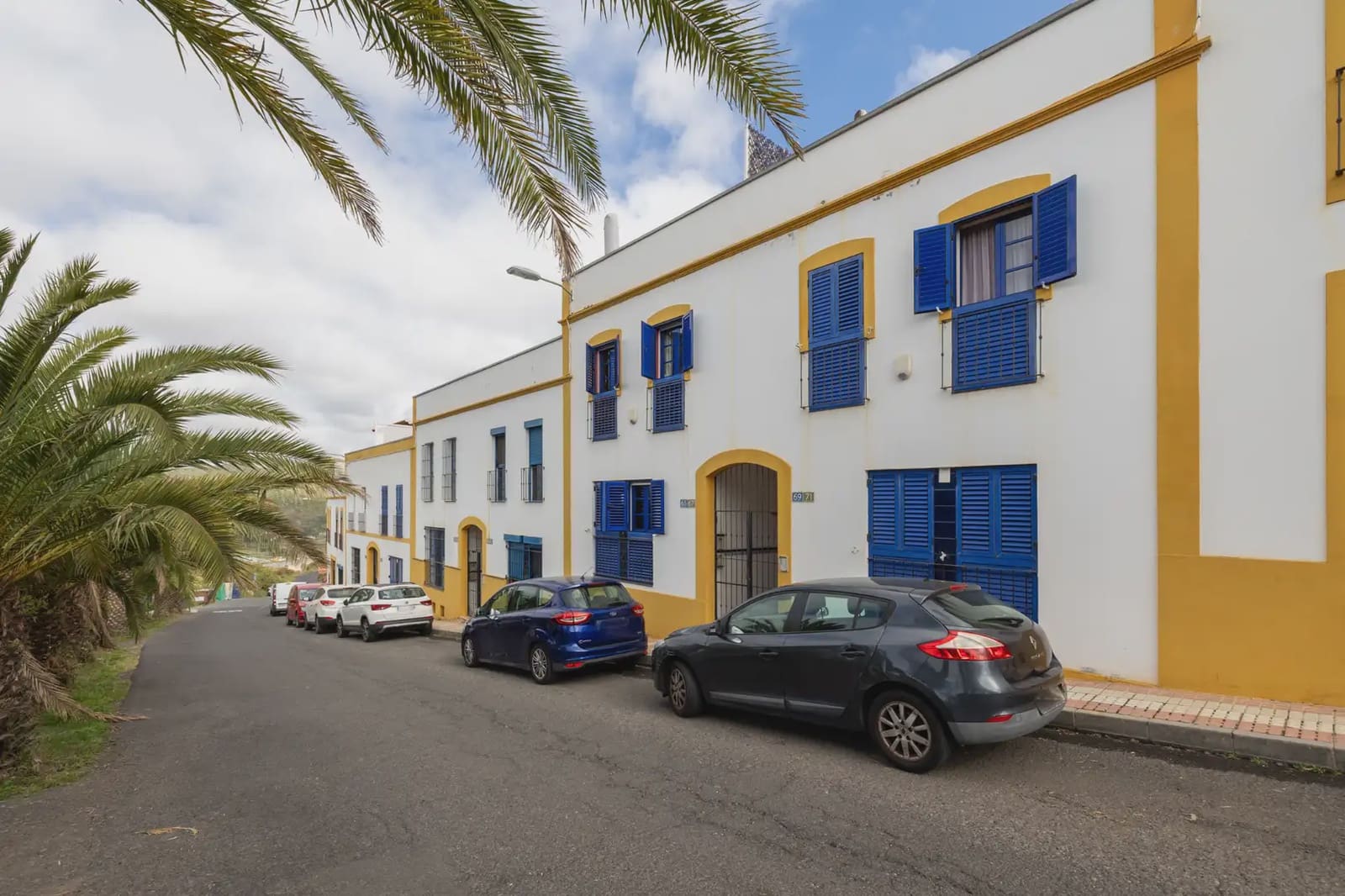 4 makuuhuone Omakotitalo myytävänä paikassa Las Palmas de Gran Canaria mukana 
autotalli - 380 000 € (Ref: 9782498)