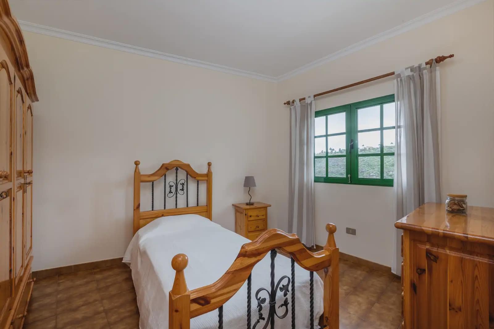 Casa de 4 habitaciones en Las Palmas de Gran Canaria en venta - 329.000 € (Ref: 9783401)